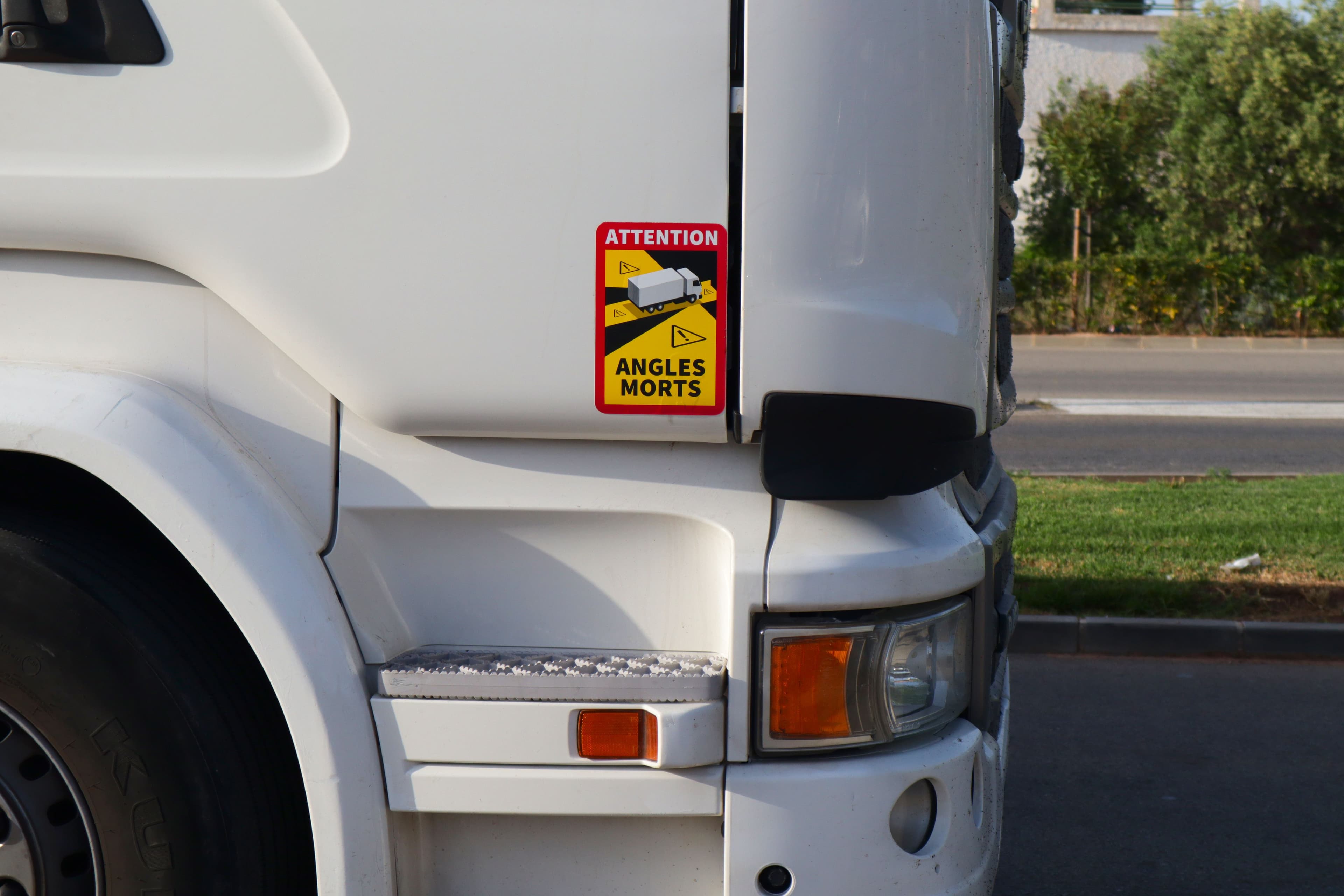 Blind Spot Truck Accidents Pennsylvania