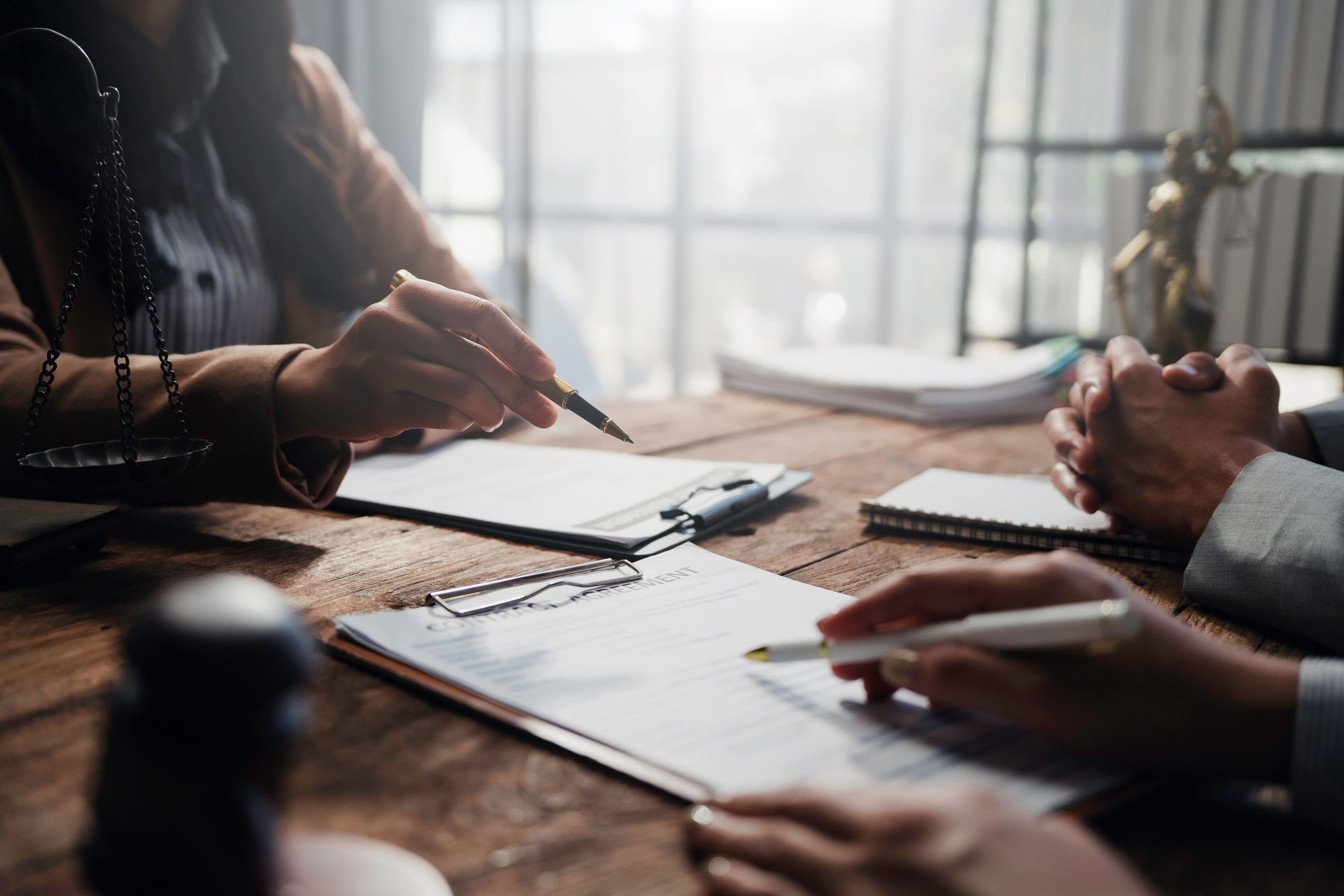 Factors That Affect Settlement Amounts in Personal Injury Claims
