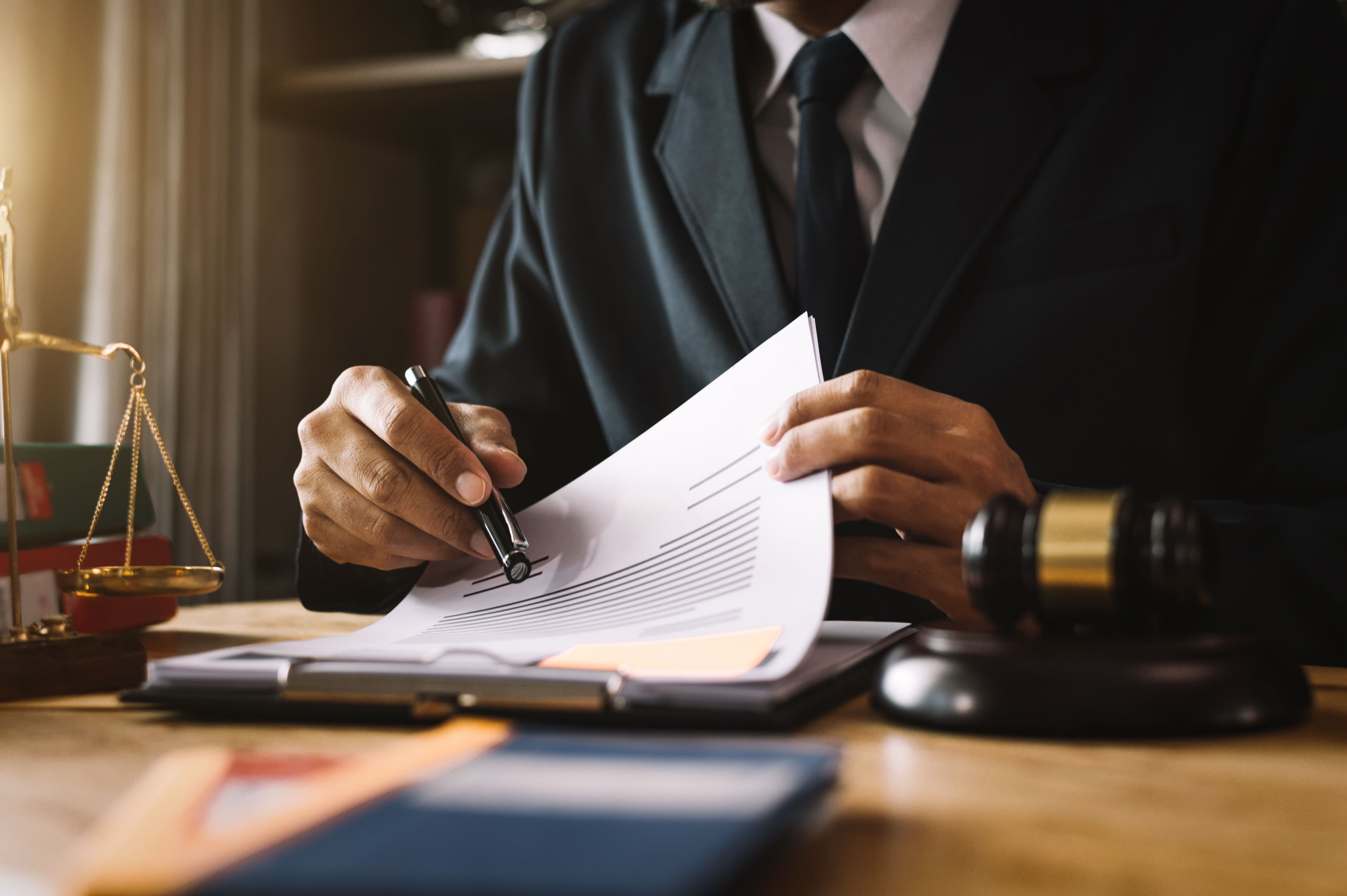 How Insurance Companies Determine Pain and Suffering Damages