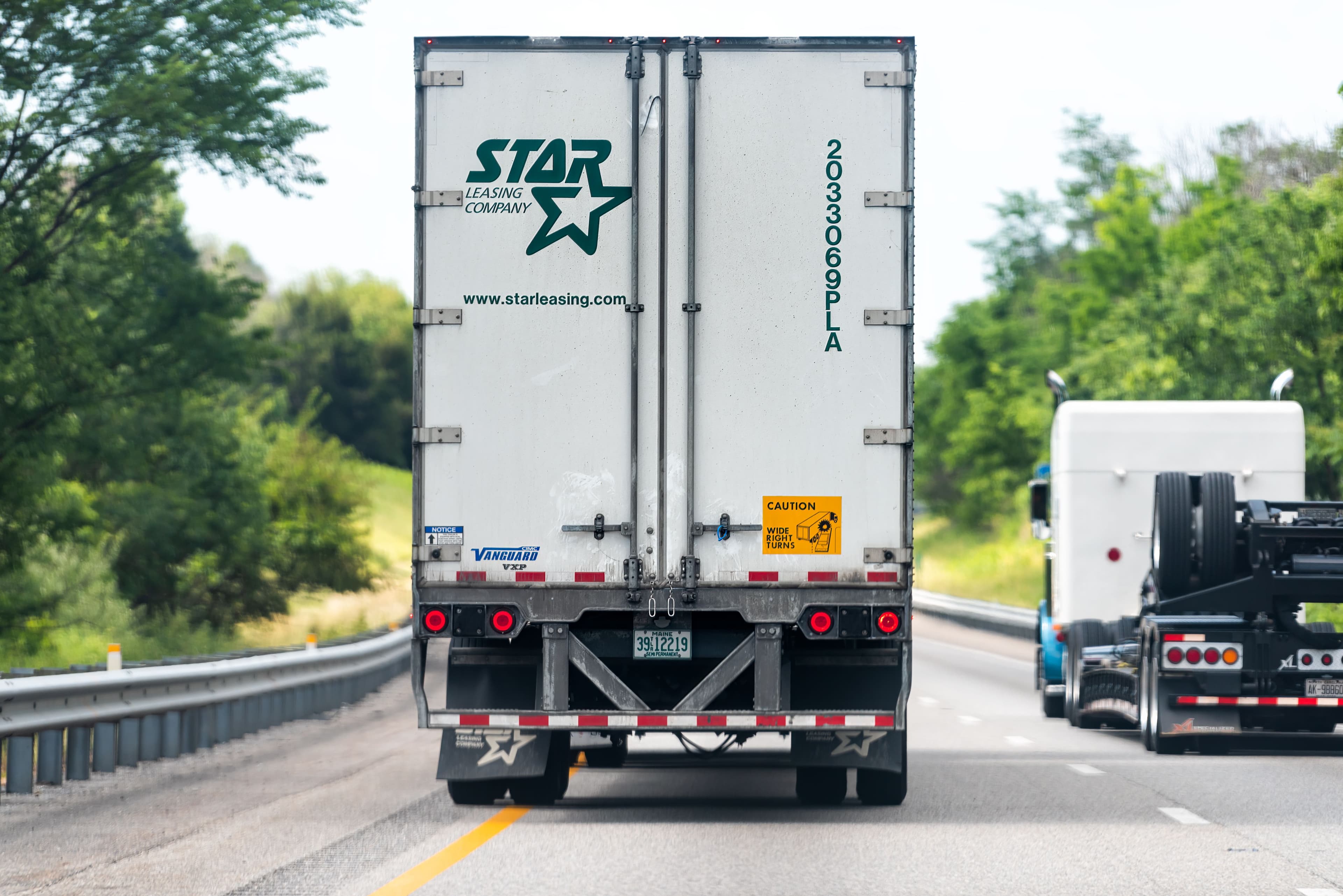 Truck Wide Turn Accidents in Pennsylvania